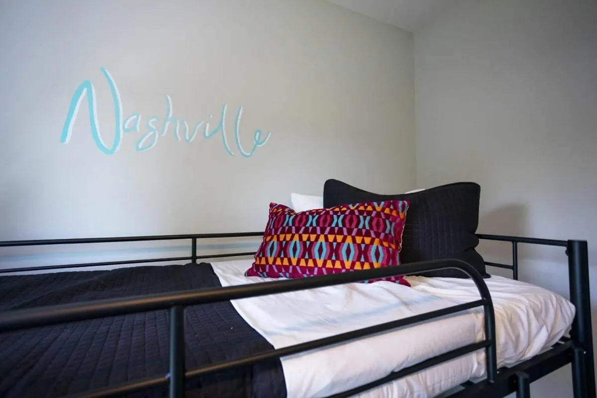 Holiday home East Nash Double - 26 Beds Booking Fast Nashville