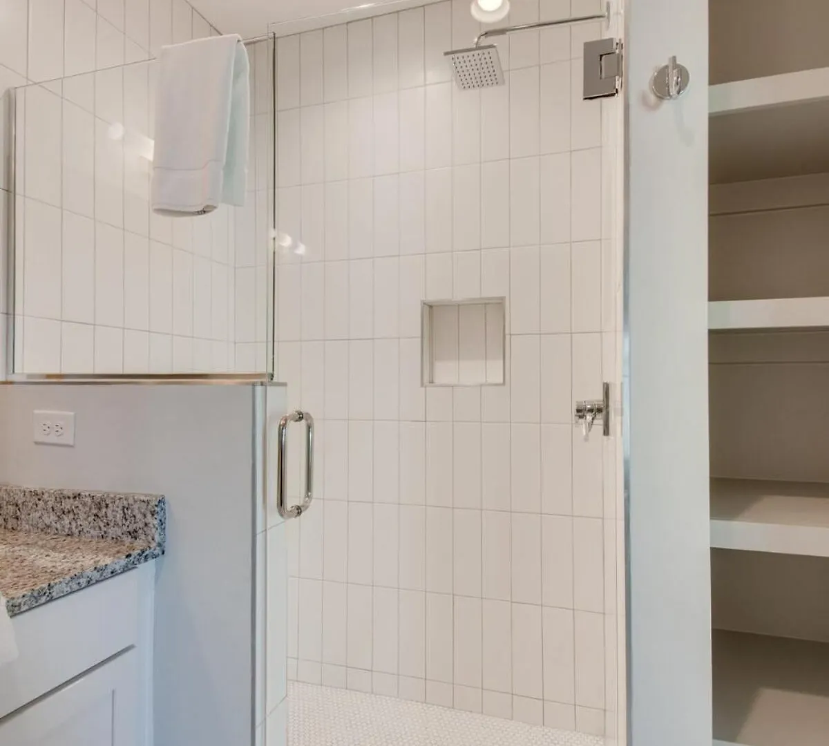 East Nash Double - 26 Beds Booking Fast Nashville 0*,  United States