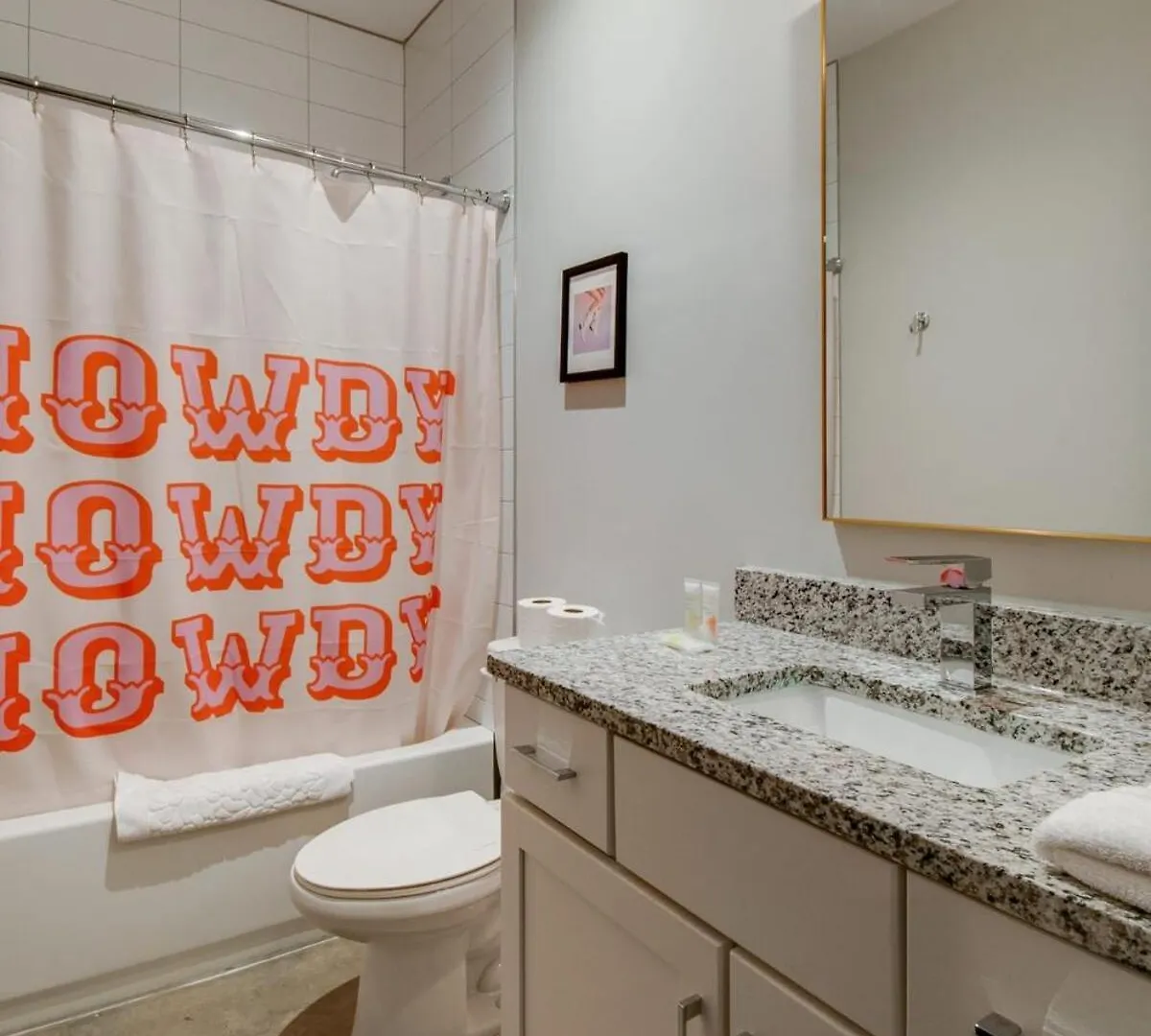 East Nash Double - 26 Beds Booking Fast Nashville